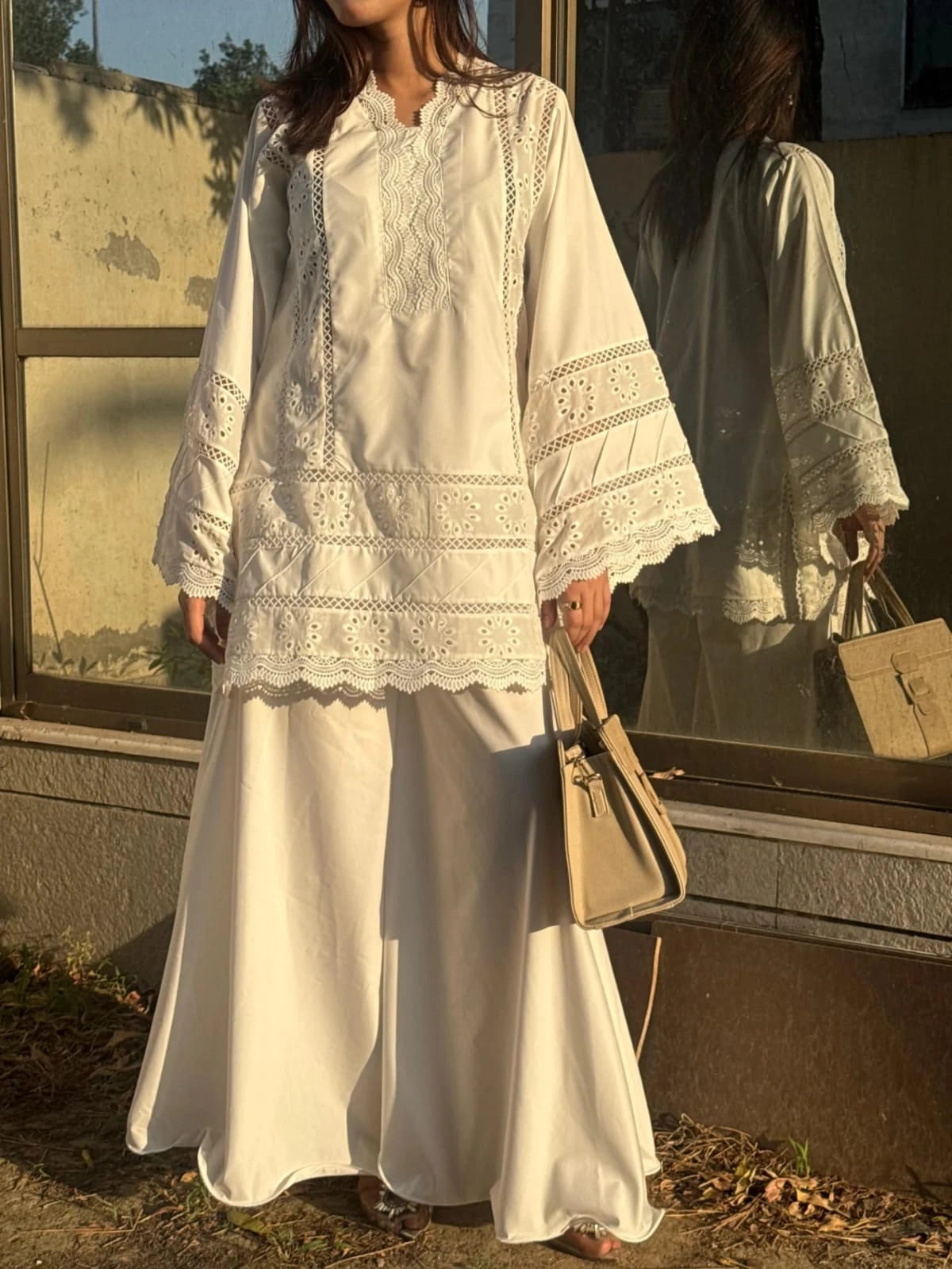 Parsa white 2 pc emb
