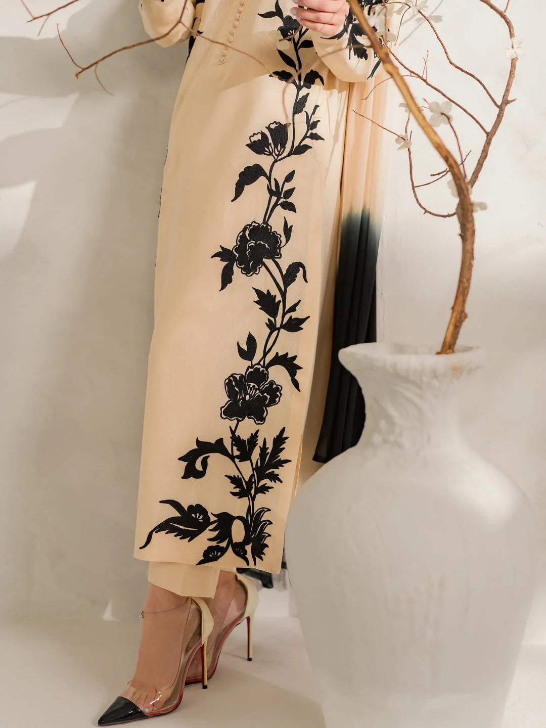Roop 3pc Embroidery