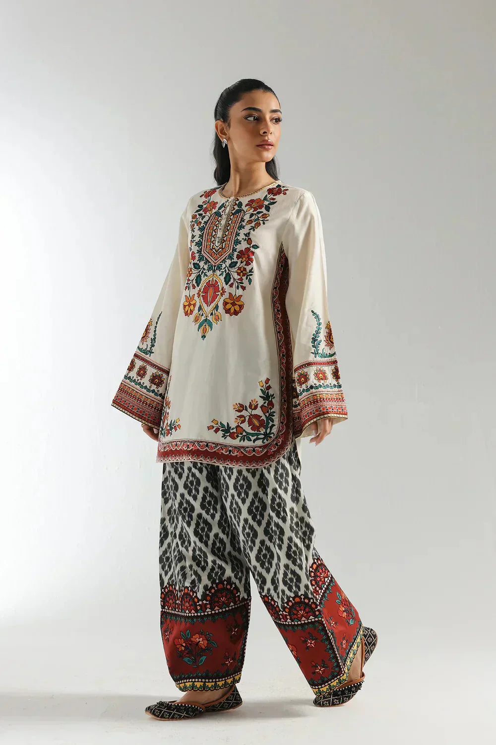 Gulistan Charm 2pc